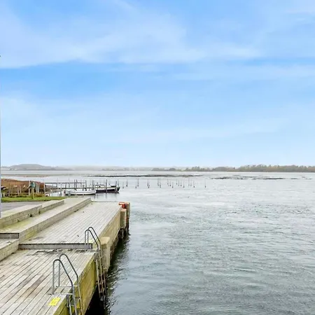 Hejlsminde Ferie- Og Badeby *