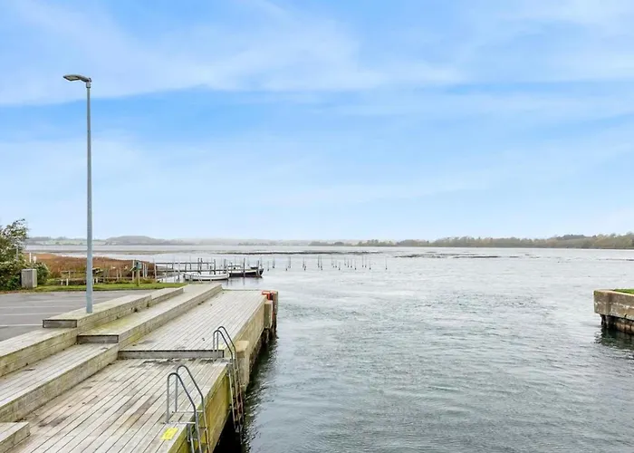 Hejlsminde Ferie- Og Badeby *